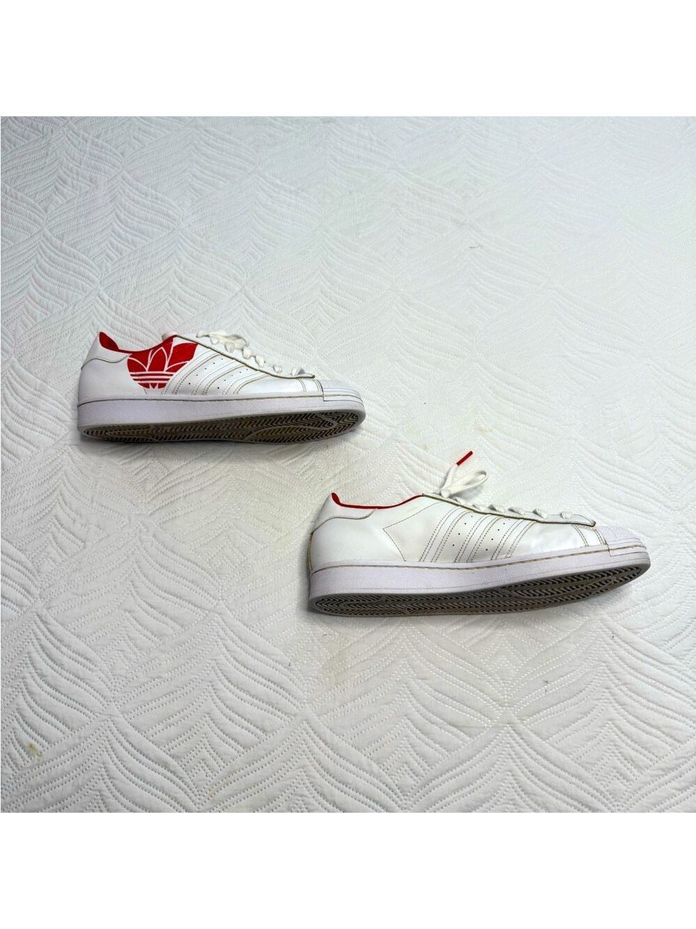 Adidas Original Superstar men’s White Leather Low Top Sneakers. Size 12 - Picture 4 of 7